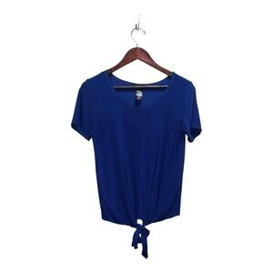 Deep blue top by Star Vixen. Size small